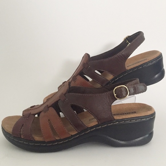 clarks buckle sandals